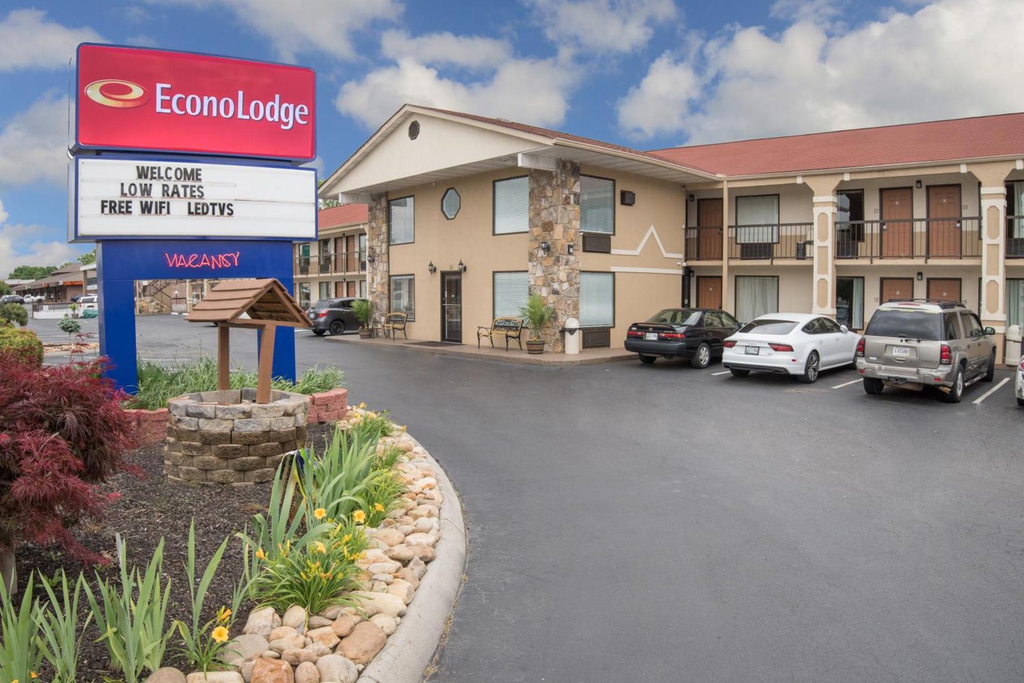 Econo Lodge Sevierville-Pigeon Forge On The River Exterior foto